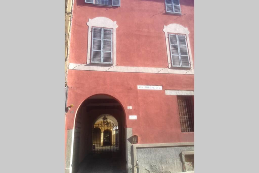 Cozy Apartment In Palazzo Malaspina П'яченца Екстер'єр фото